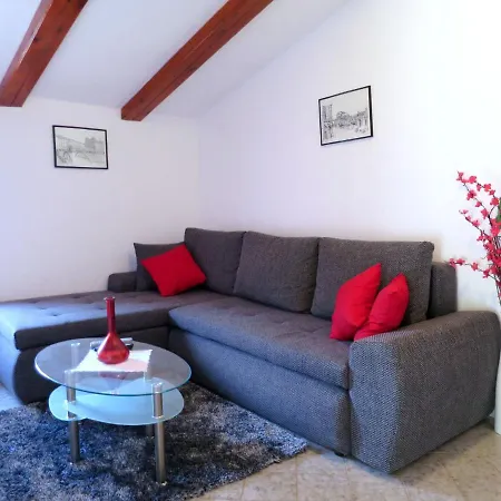 Johan By Interhome Apartament Brseč