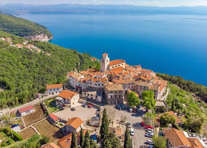 Johan By Interhome * Brsec